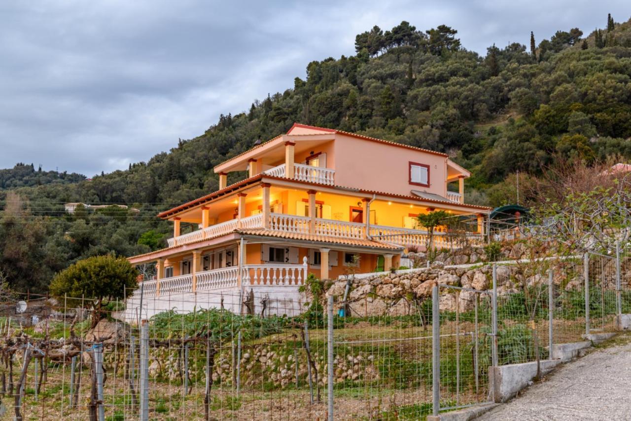 Tolis Aparts Pelekas Exterior photo